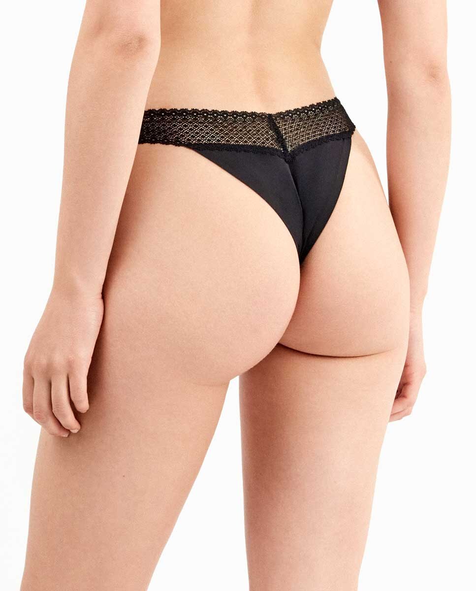 Cueca Brasileira com Renda Bordada Preto-3