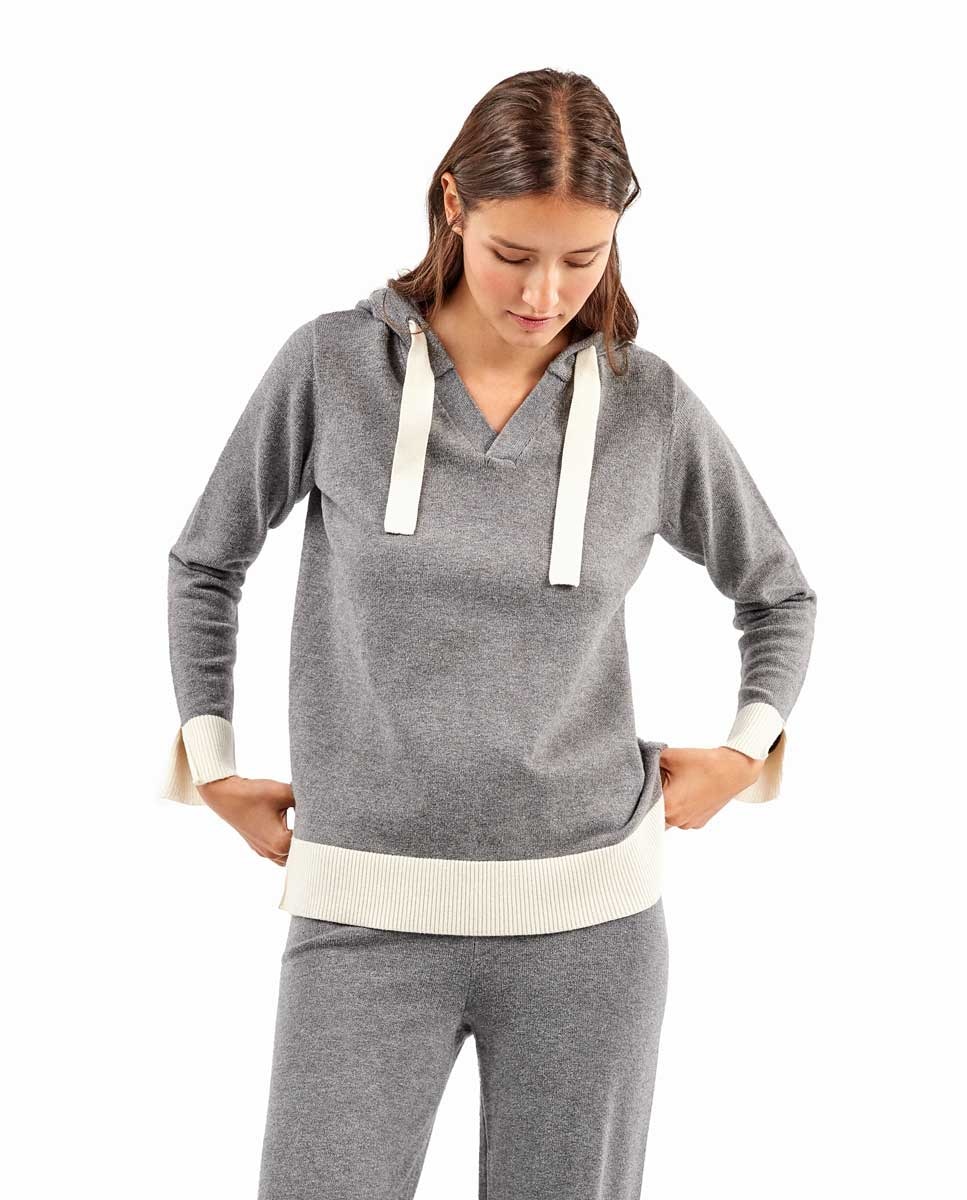 Conjunto de Sweatshirt e Calças em Tecido Tricot Cinzento-3