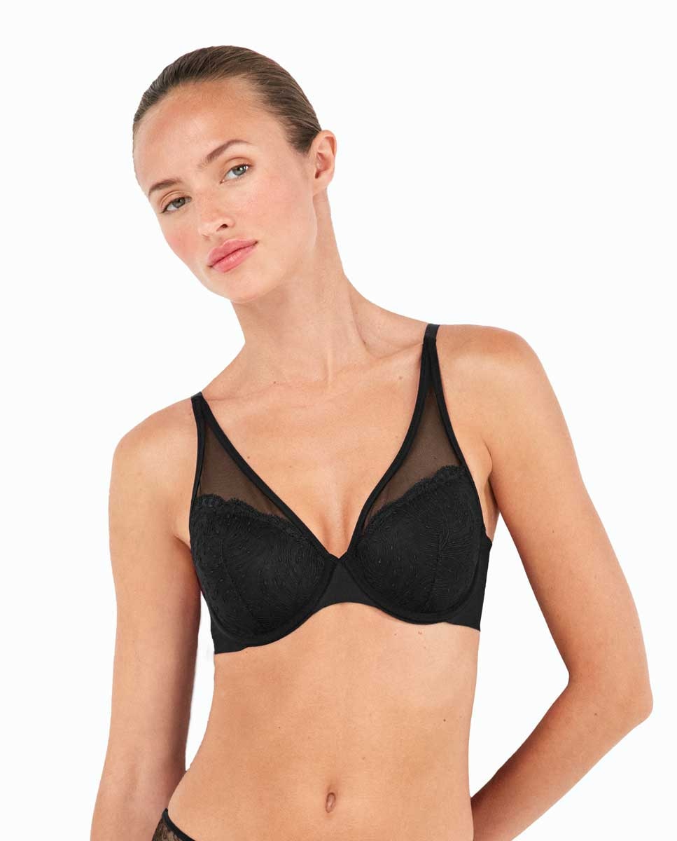 Imagem 0 de Soutien Bralette Capacidade com Renda Bordada