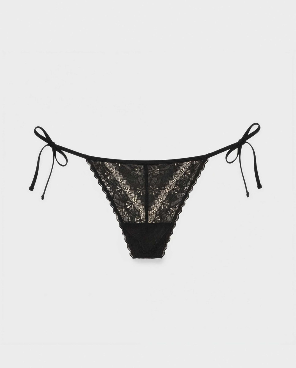 Cueca Brasileira em Tecido de Renda Preto-5