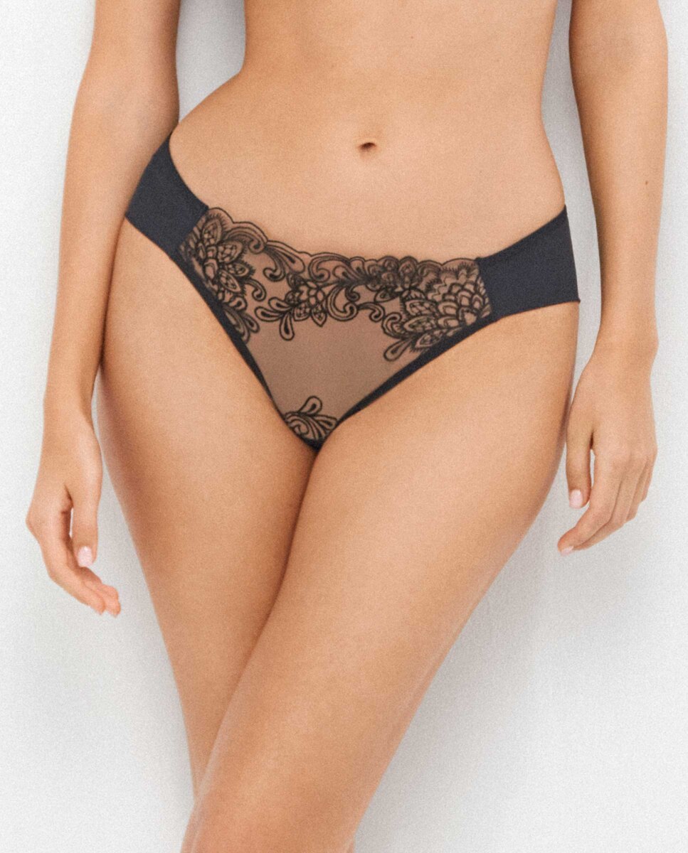 Imagem 0 de Cueca Clássica em Tecido de Renda