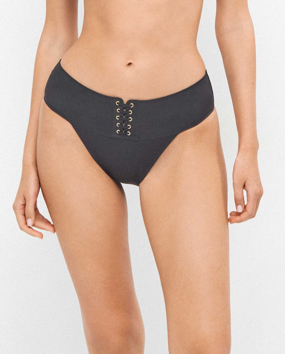 Imagem 0 de Cueca Biquíni com Cintura Larga em Tecido High Tech
