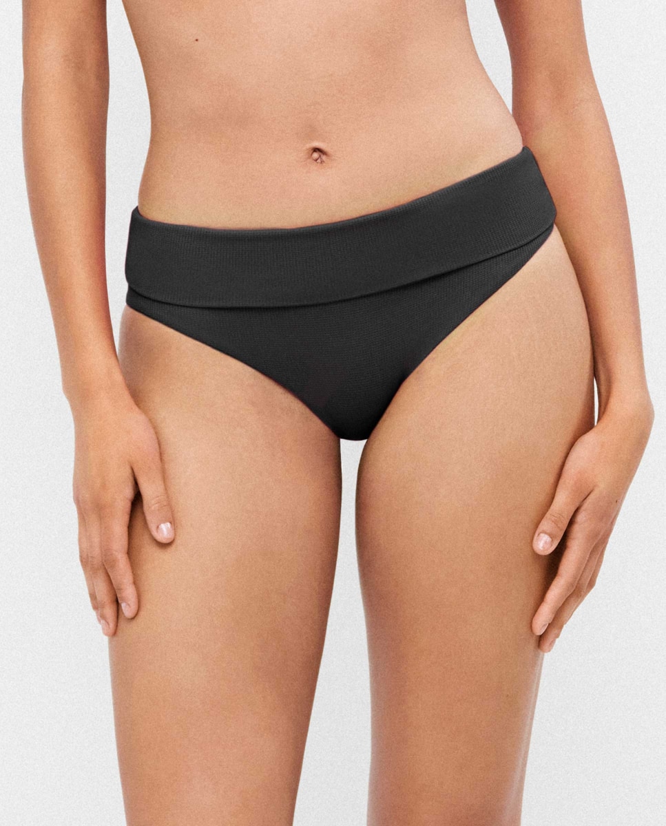 Imagem 0 de Cueca Biquíni Multiposições em Tecido Liso