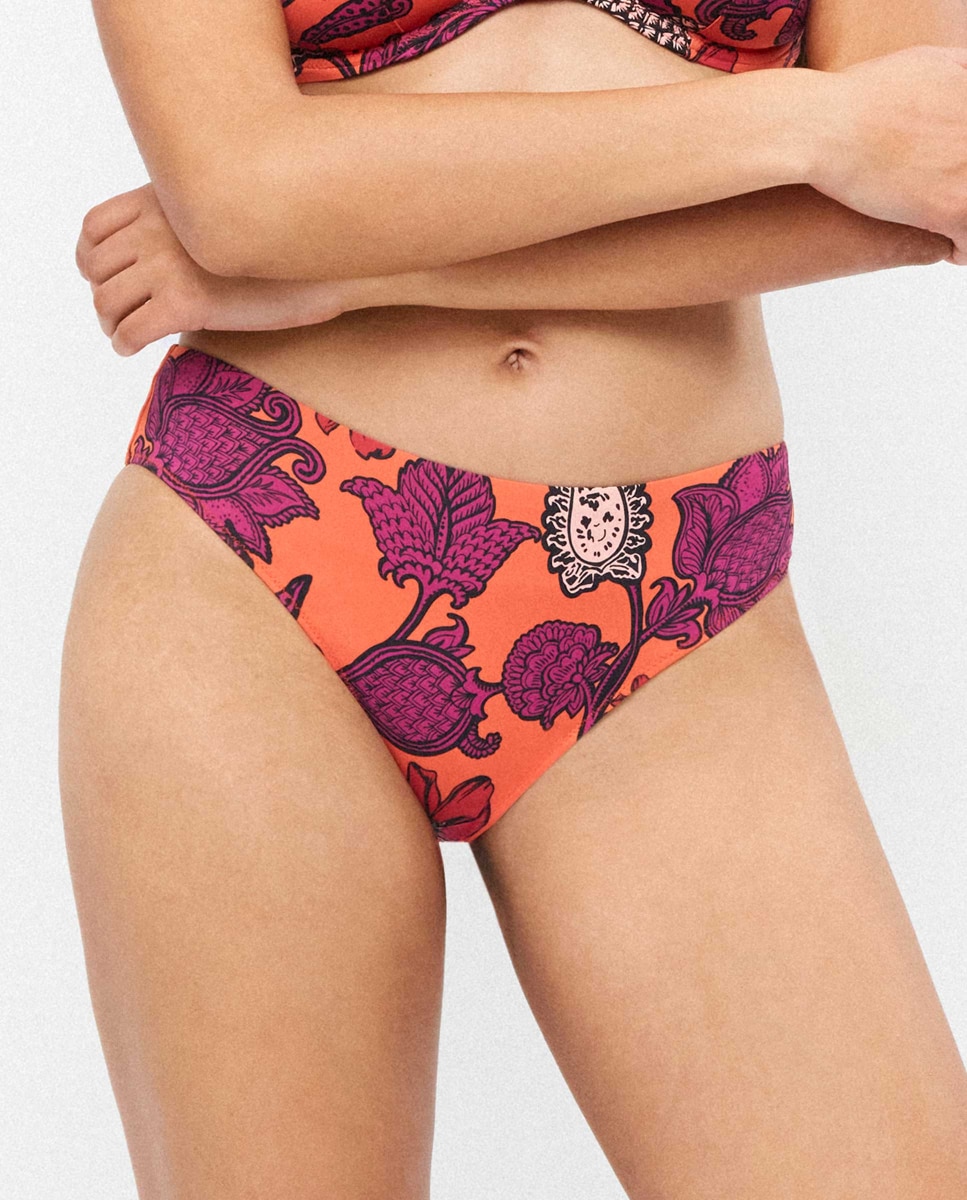 Imagem 0 de Cueca Biquíni Alta em Tecido Estampado