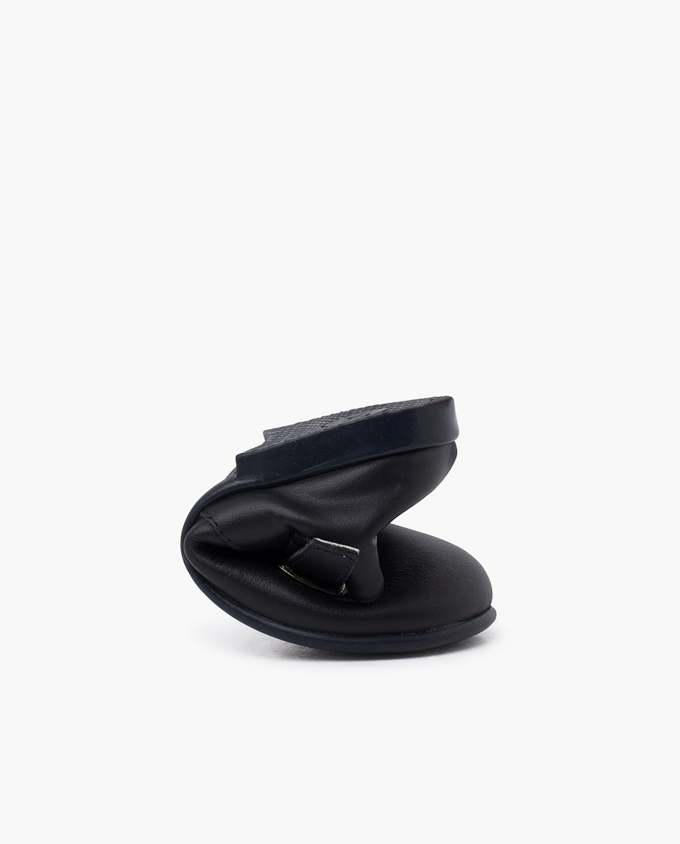Pepitos de Bebé em Pele com Fivela Preto-5
