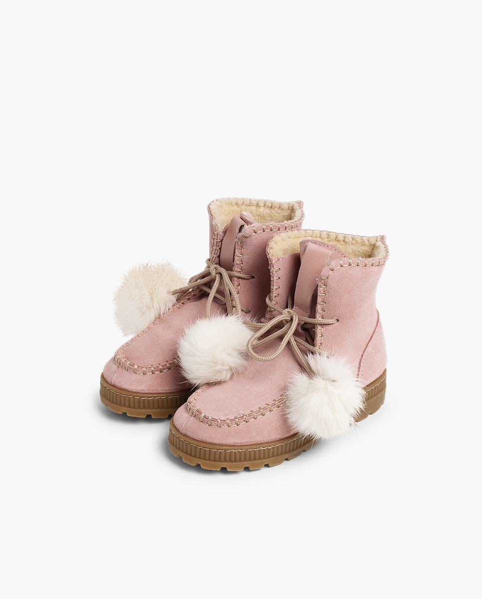 Botas com Pompons em Camurça Rosa-claro-3