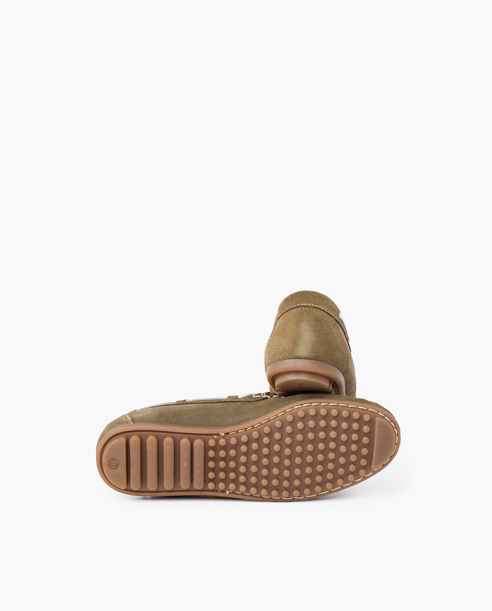 Mocassins Infantil em Camurça Cerimónia com Laço Verde-2