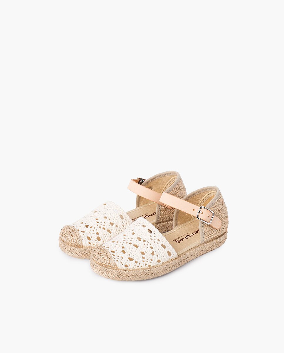 Alpercatas Infantil de Macramé com Fivela Pisamonas Cru-3