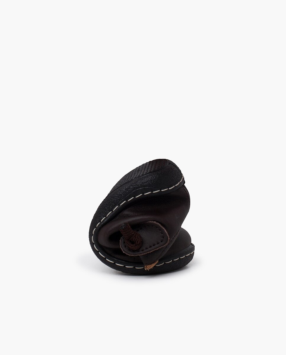 Botas de Bebé em Pele Lavável com Atacadores Elásticos Pisamonas Castanho-escuro-5
