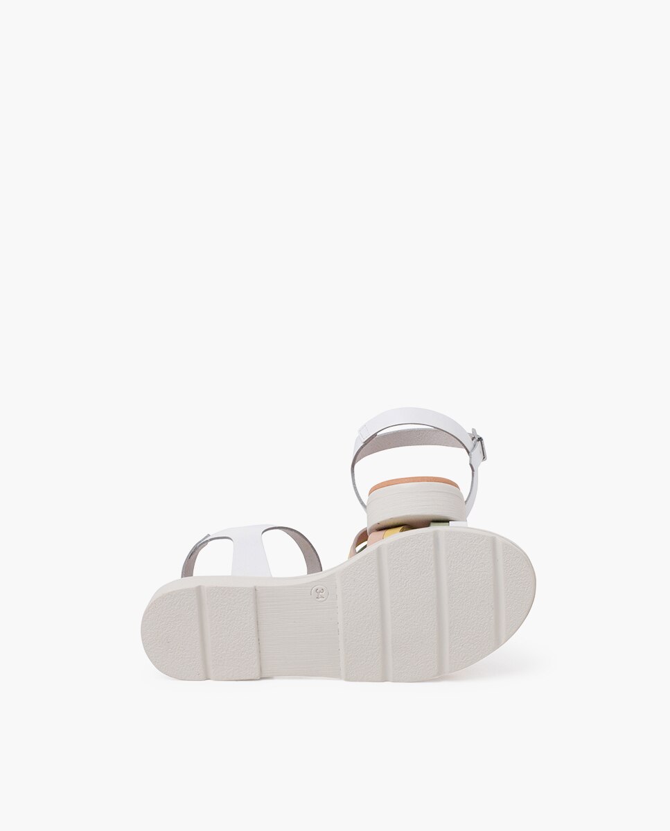 Sandálias Abertas Infantil com Fivela e Tiras Cruzadas de Cores Pisamonas Multicolor-2