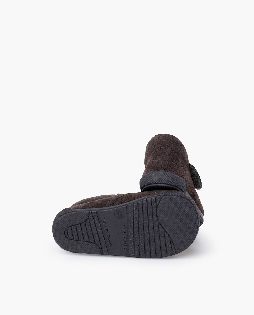 Botas para Bebé Barefoot em Camurça com Velcro Preto-2