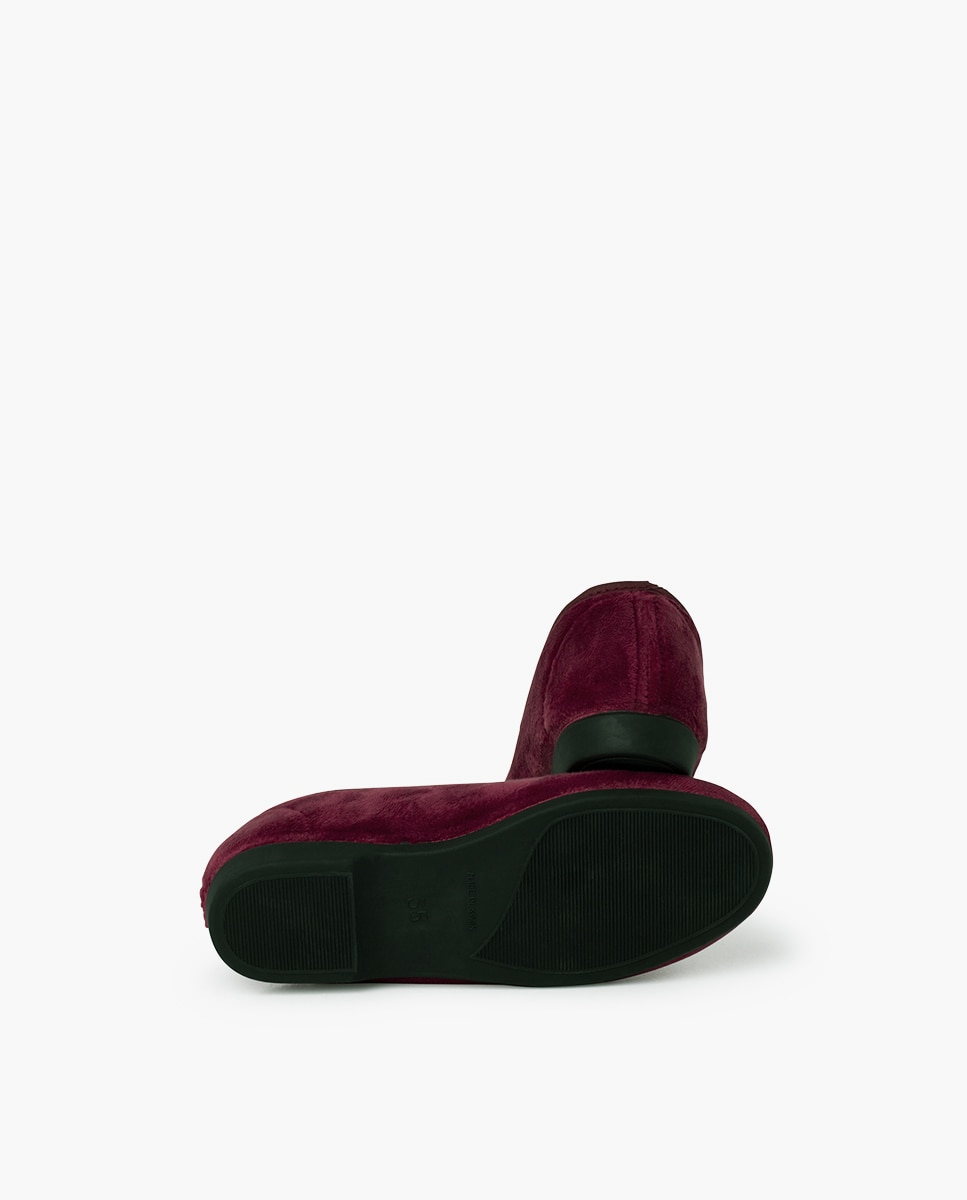 Pantufas Fechadas Infantil de Veludo com Bordado Bordeaux-2