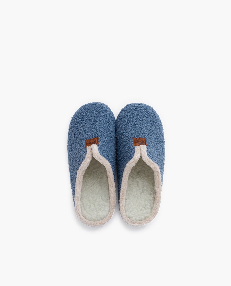 Pantufas Fechadas Infantil Casa Soca em Pelo de Ovelha Pisamonas Azul-claro-4
