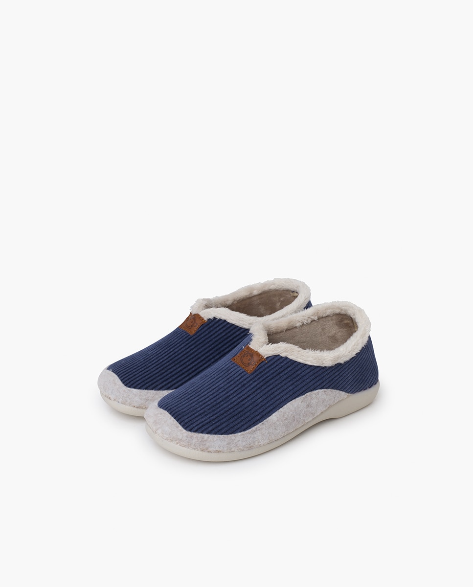 Pantufas Fechadas Infantil com Forro de Pelo Pisamonas Azul-marinho-3