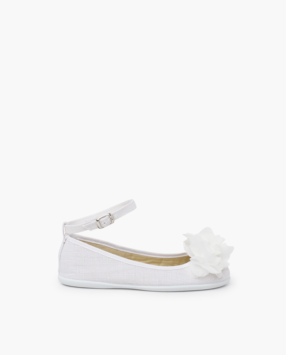 Imagem 0 de Sabrinas Infantil em Linho Gilda com Adorno de Flor