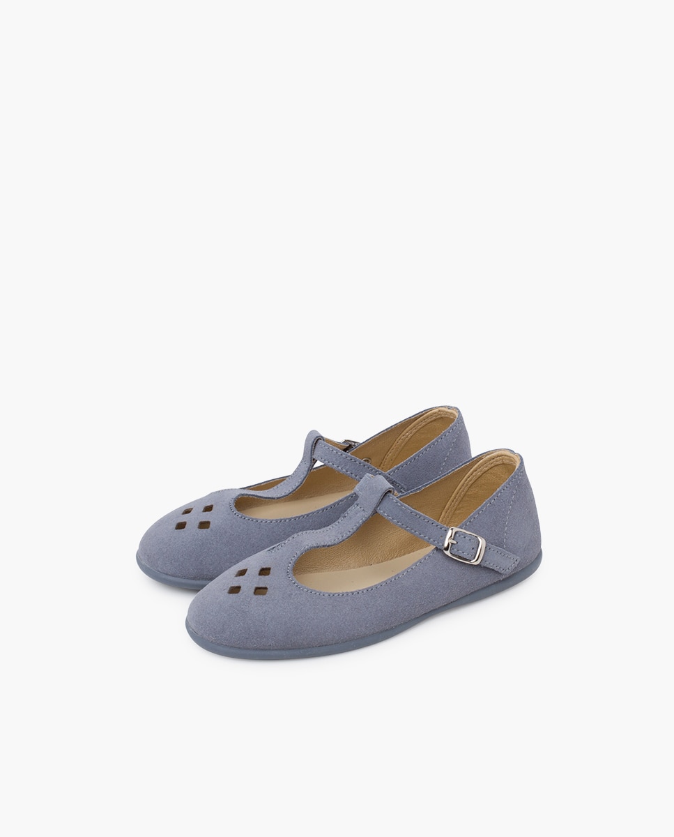 Sapatos de Presilha Infantil em Camurça Perfurada com Tira no Peito Do Pé Pisamonas Azul-claro-3
