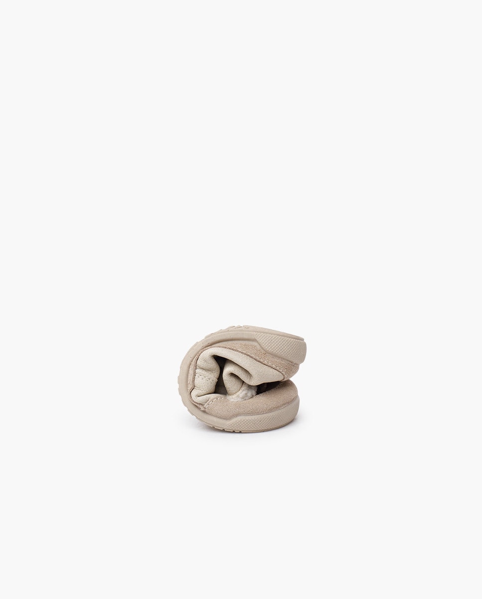 Botas para Bebé Barefoot Neopiel com Gola de Pelo de Ovelha Pisamonas Bege-5