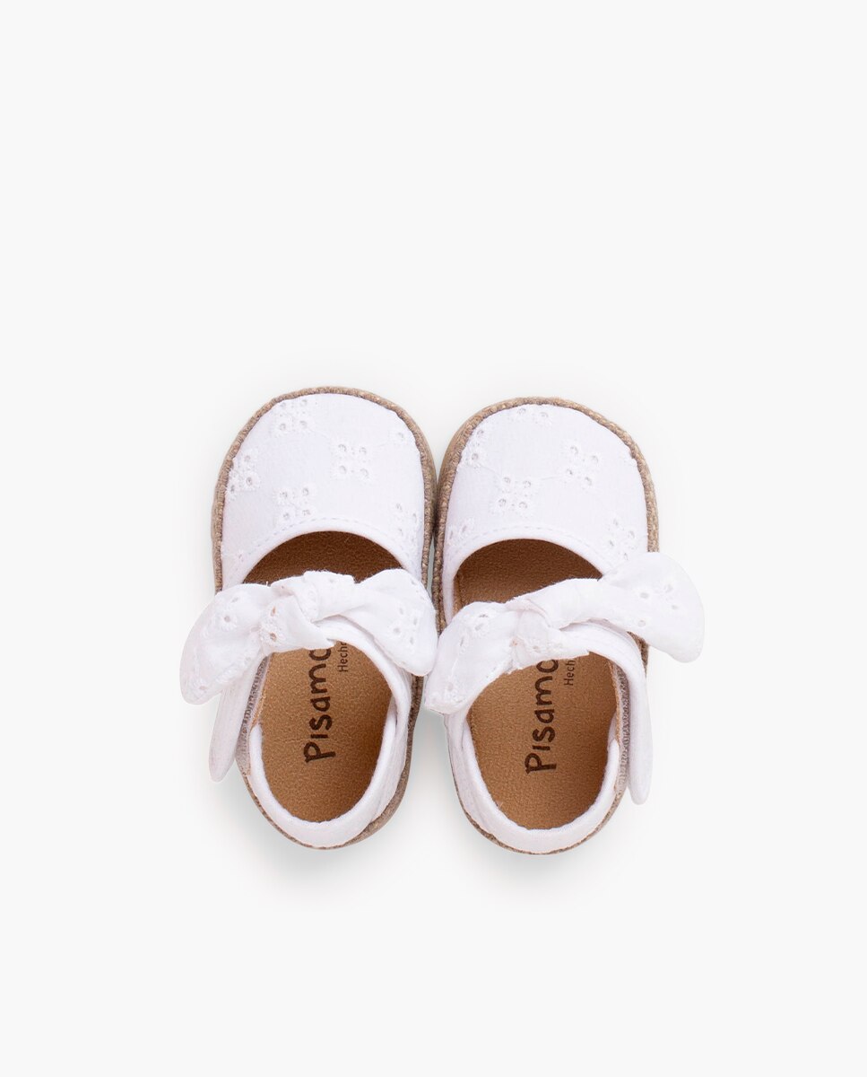 Alpercatas para Bebé com Bordado Inglês e Laço Pisamonas Branco-4
