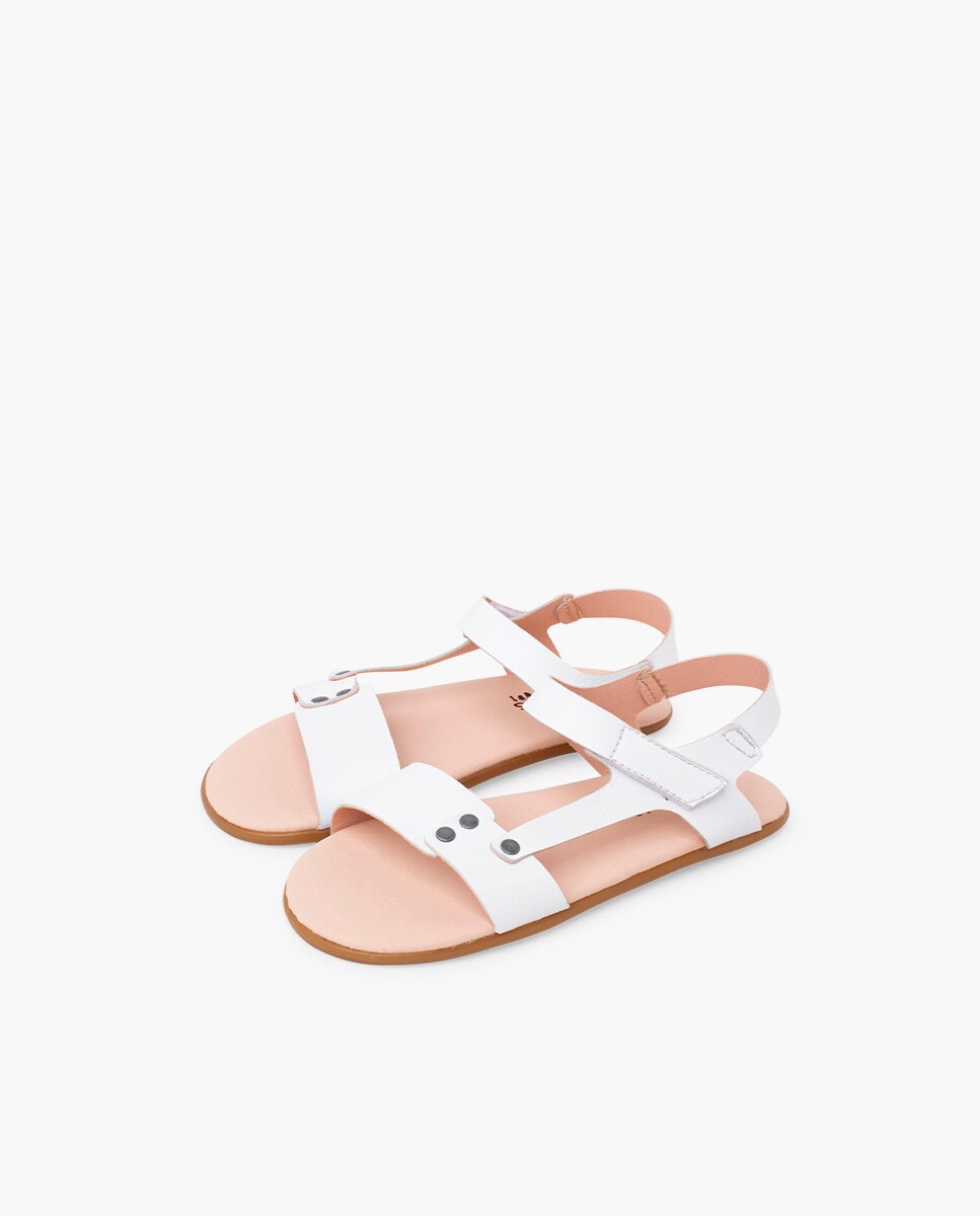 Sandálias Fechadas Infantil Barefoot em Pele com Tachas Pisamonas Branco-3