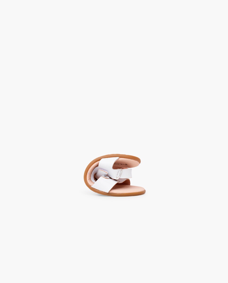 Sandálias Fechadas Infantil Barefoot em Pele com Tachas Pisamonas Branco-5