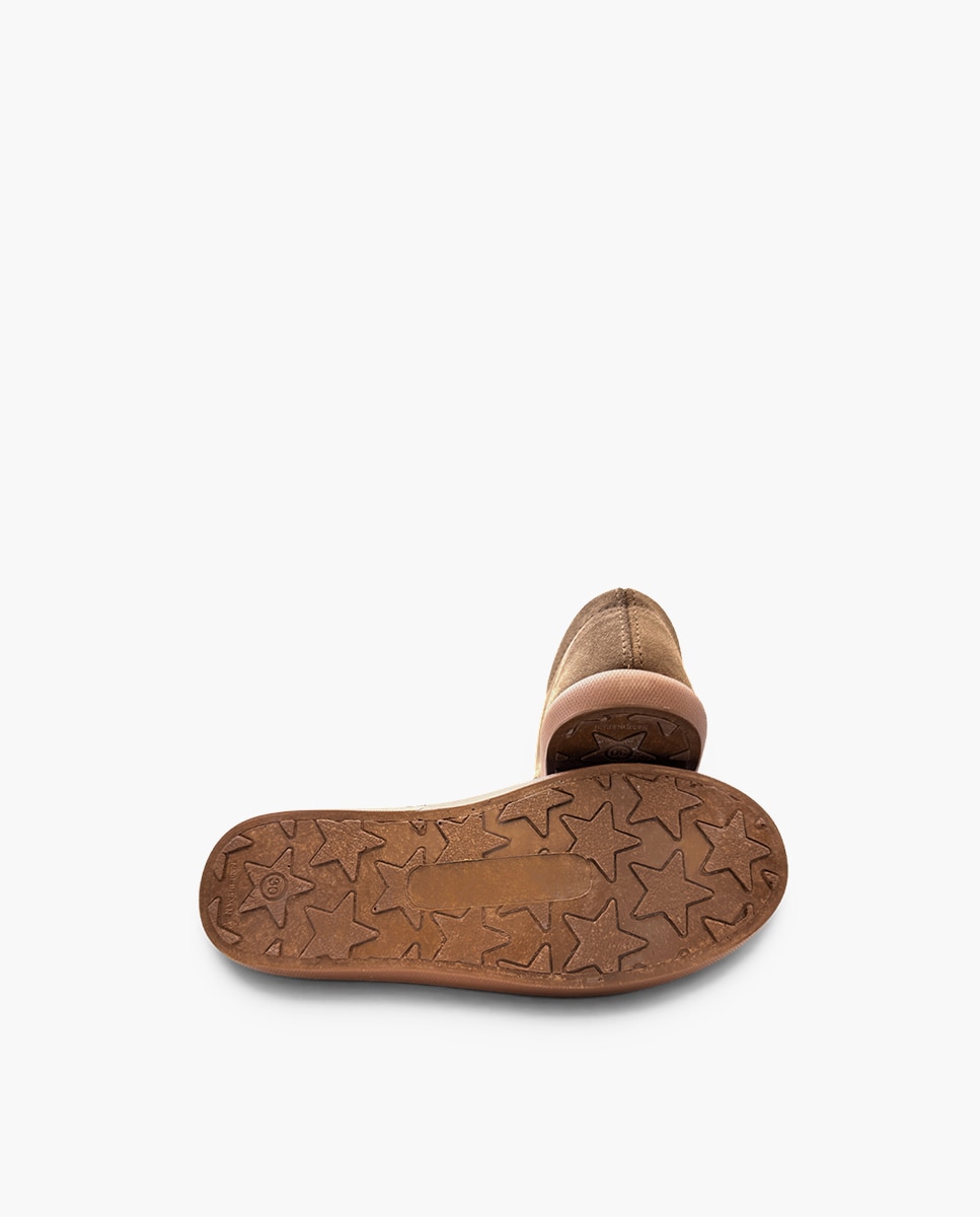 Sapatos de Cordões e Bluchers Infantil em Camurça com Colarinho e Cordões Taupe-2