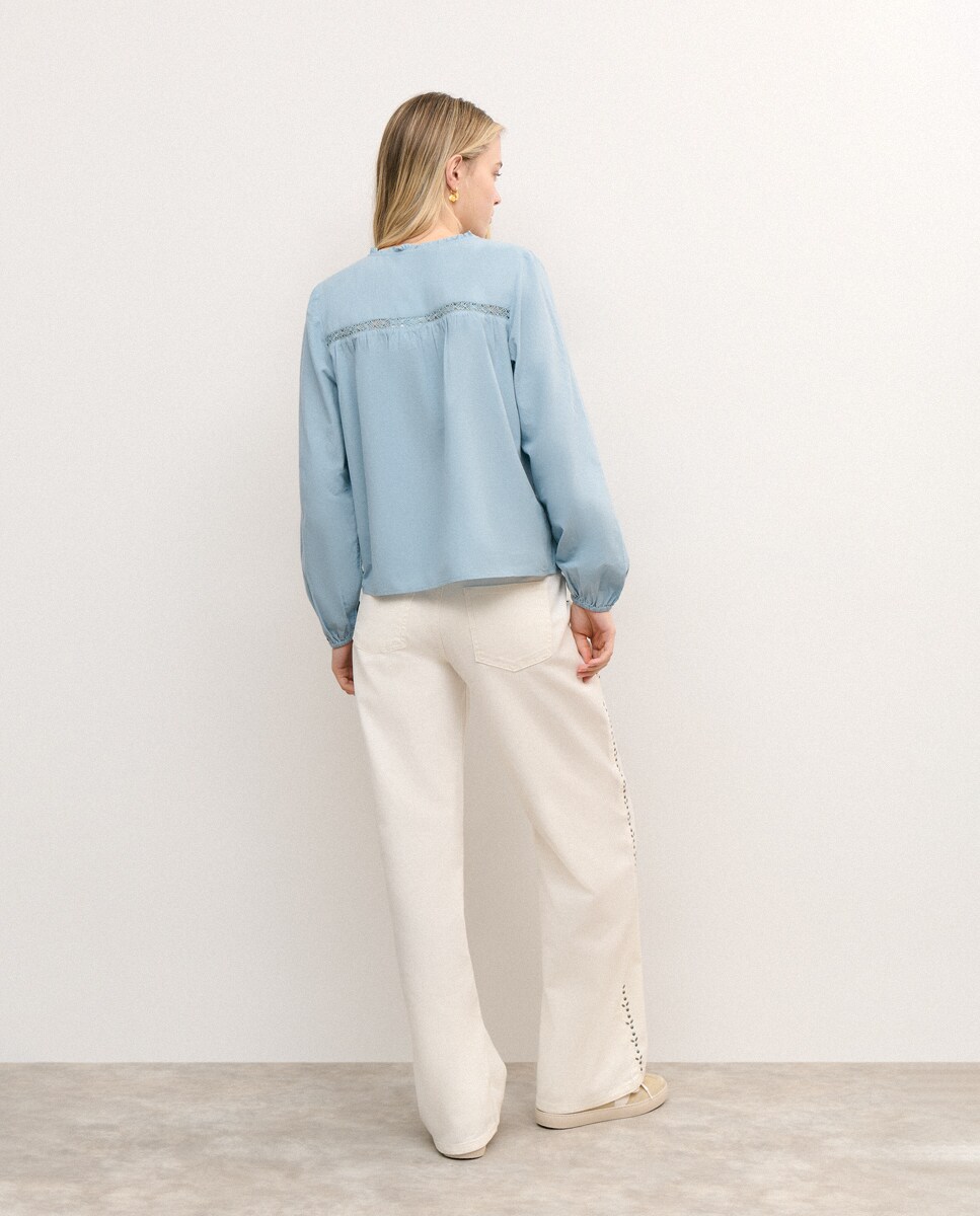 Blusa em Algodão com Pregas Azul-claro-2