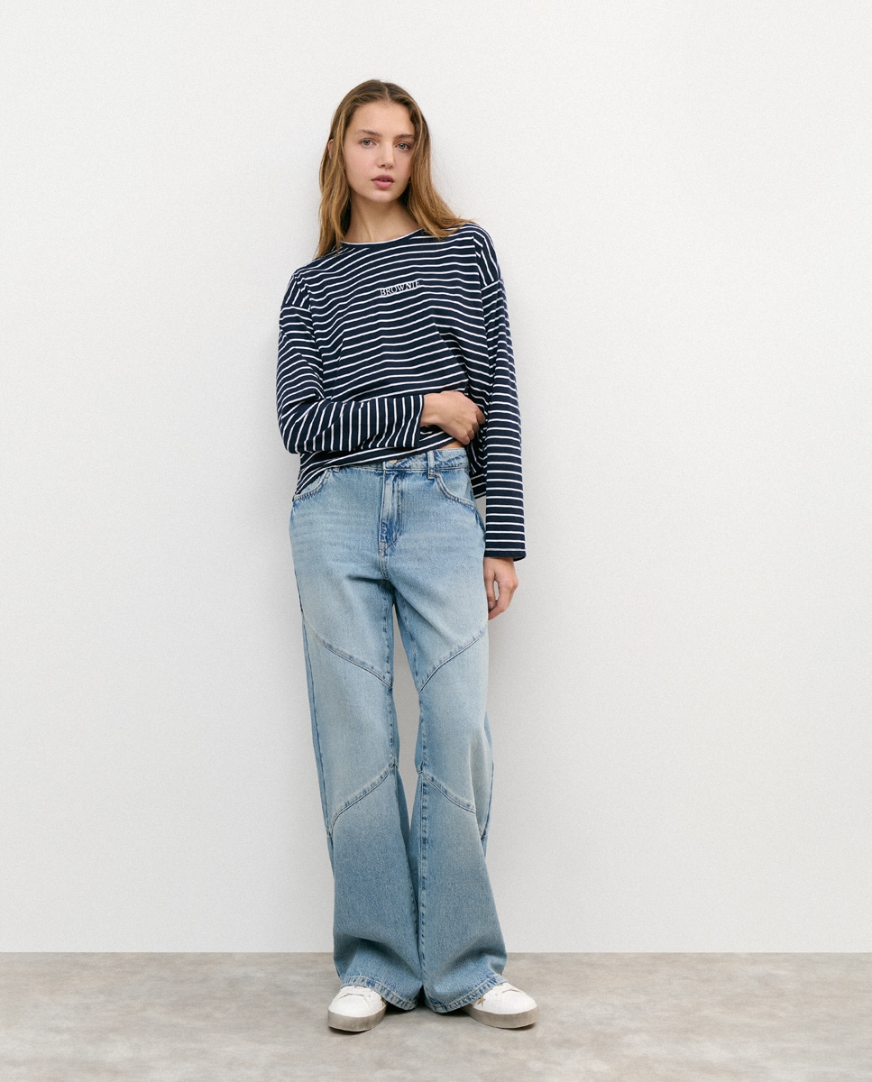 Jeans Regular com Costuras Azul-claro-1