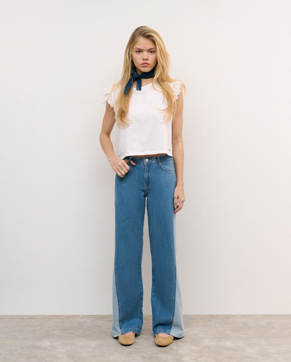 Jeans Regular Bicolor com Corte Lateral Azul-claro-1