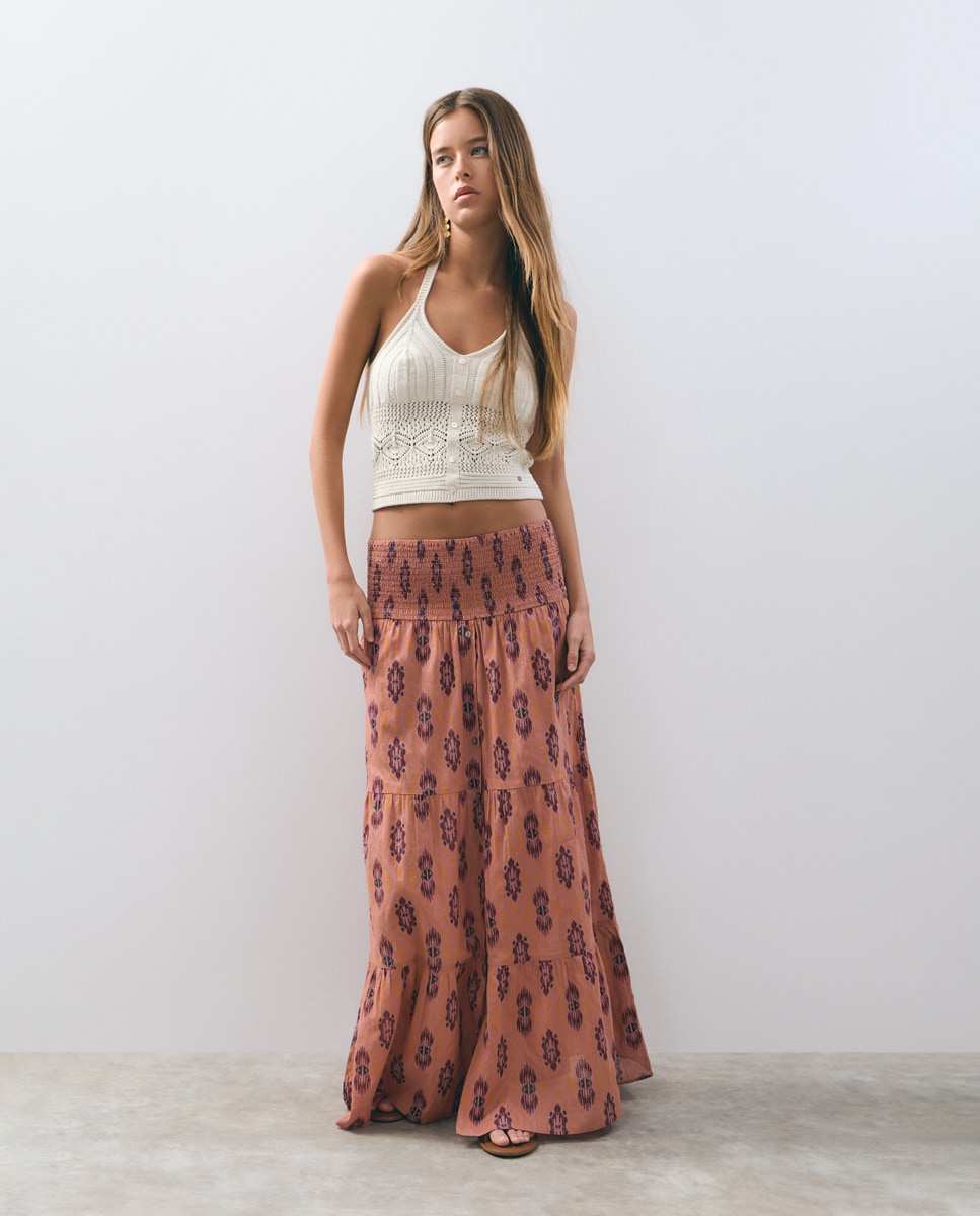 Saia Comprida Estampada com Smock e Folhos Castanho-1