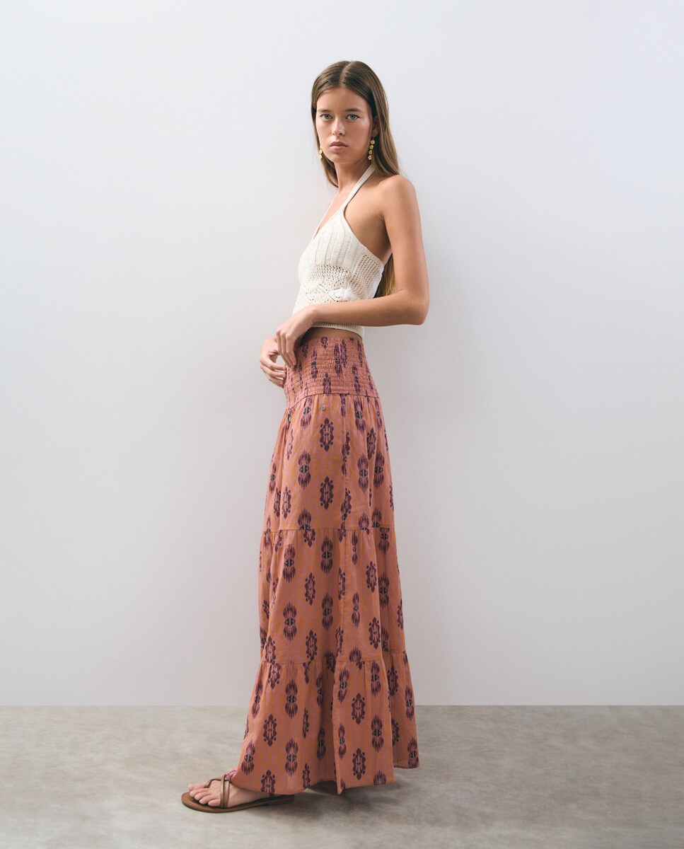 Saia Comprida Estampada com Smock e Folhos Castanho-3