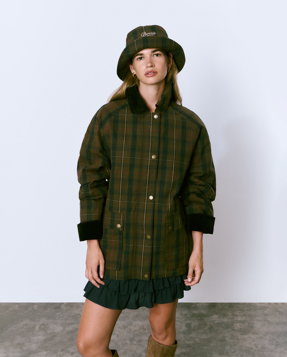 Imagem 0 de Casaco Encerado Aos Quadrados com Colete de Pelo de Ovelha