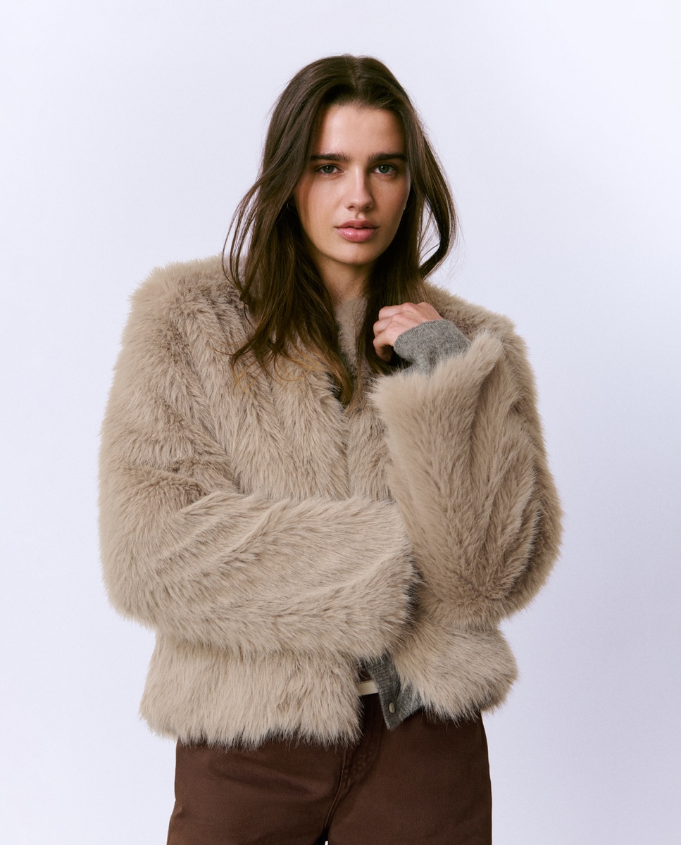 Imagem 0 de Sobretudo Efeito Pelo