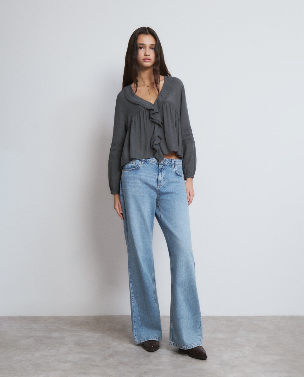 Jeans com Corte a Direito Básico Azul-claro-1