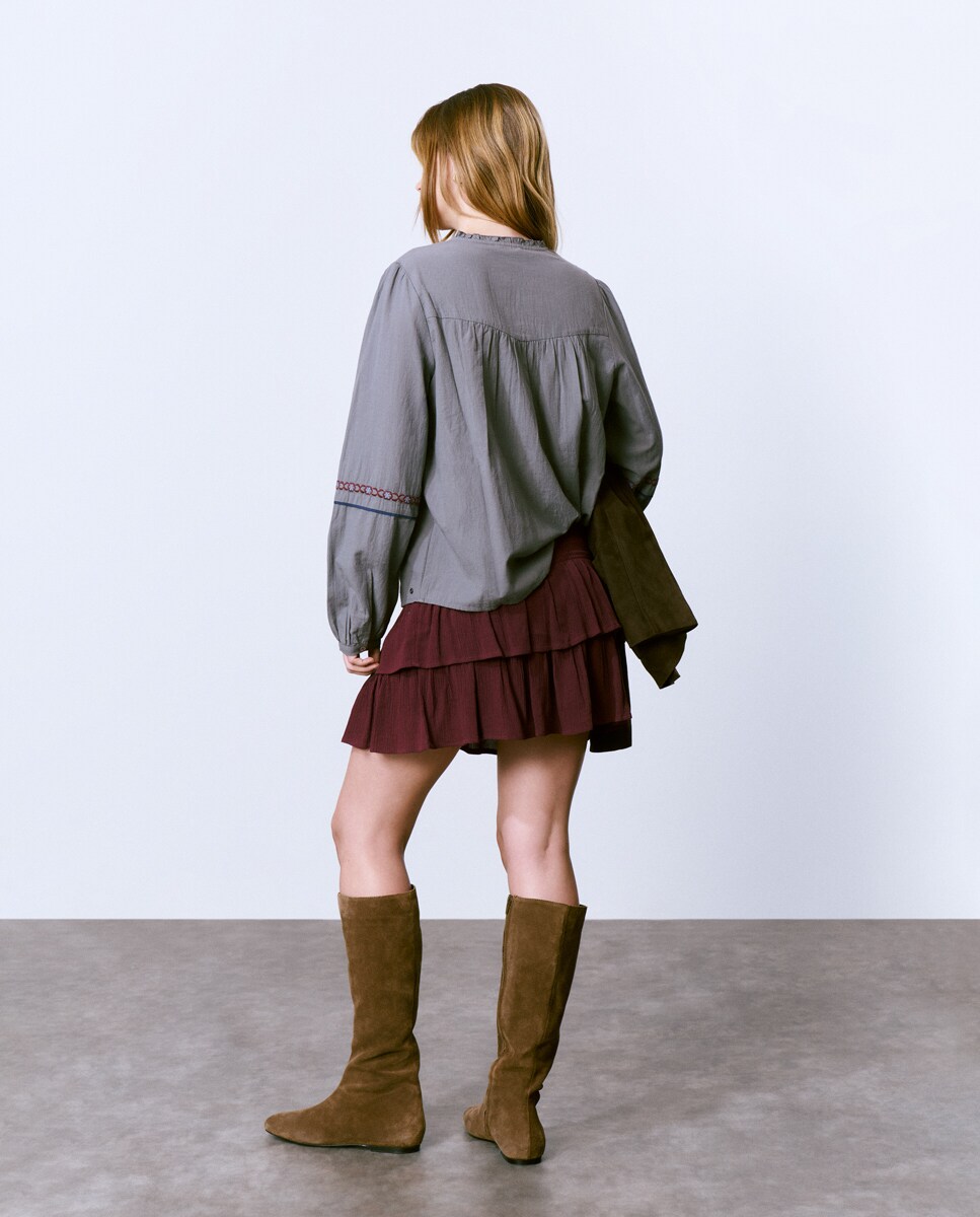 Blusa com Bordados Cinzento-escuro-2