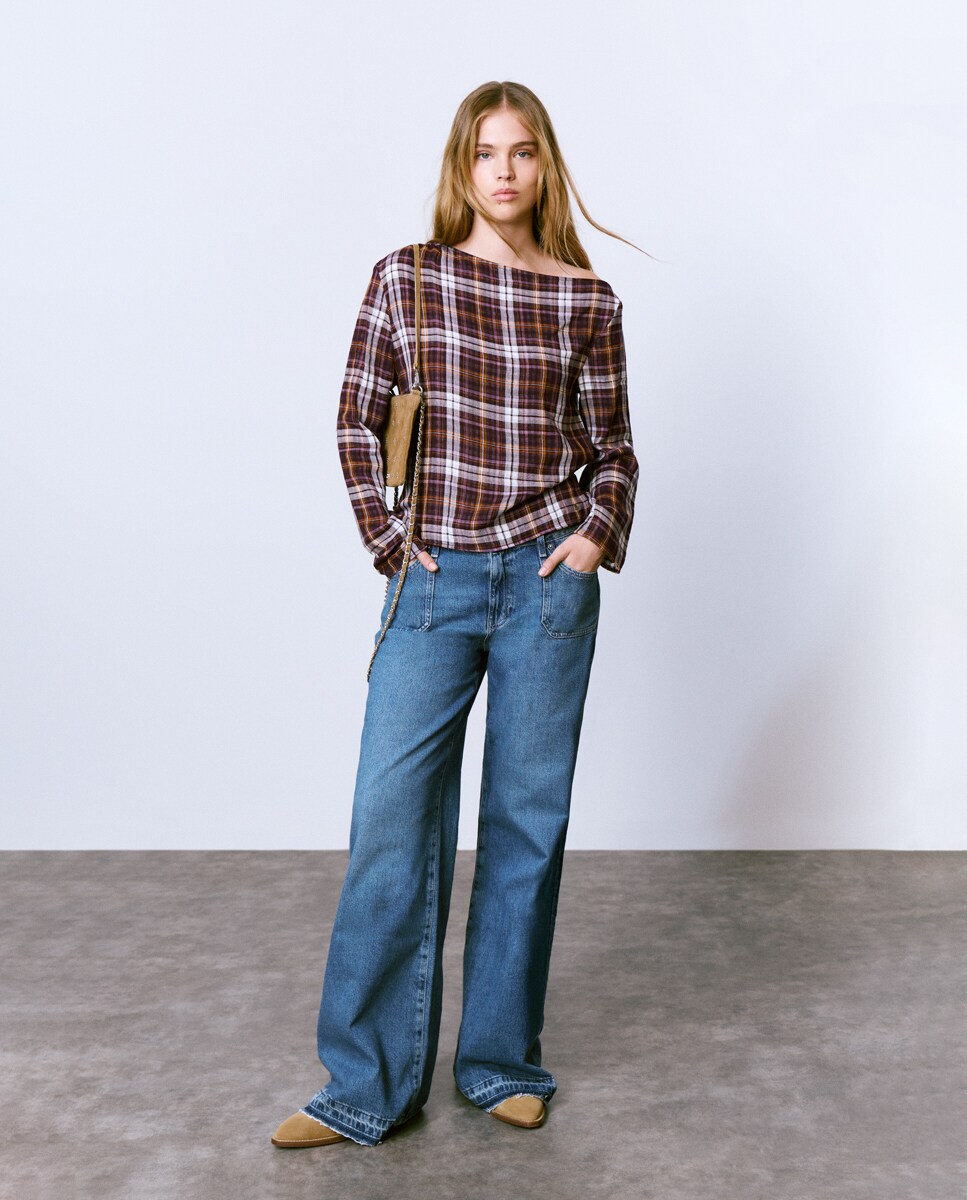 Blusa Assimétrica aos Quadrados Grená-3