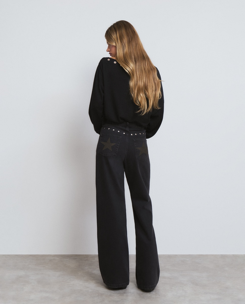 Imagem 0 de Jeans com Corte a Direito com Estrelas e Tachas