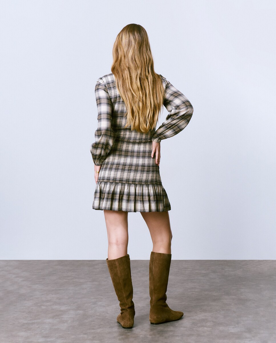 Vestido Curto Engomado aos Quadrados Pequenos Castanho-2