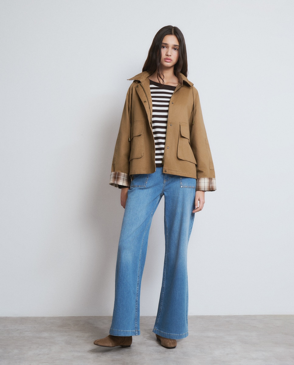 Casaco Encerado com Capuz Caramelo-3