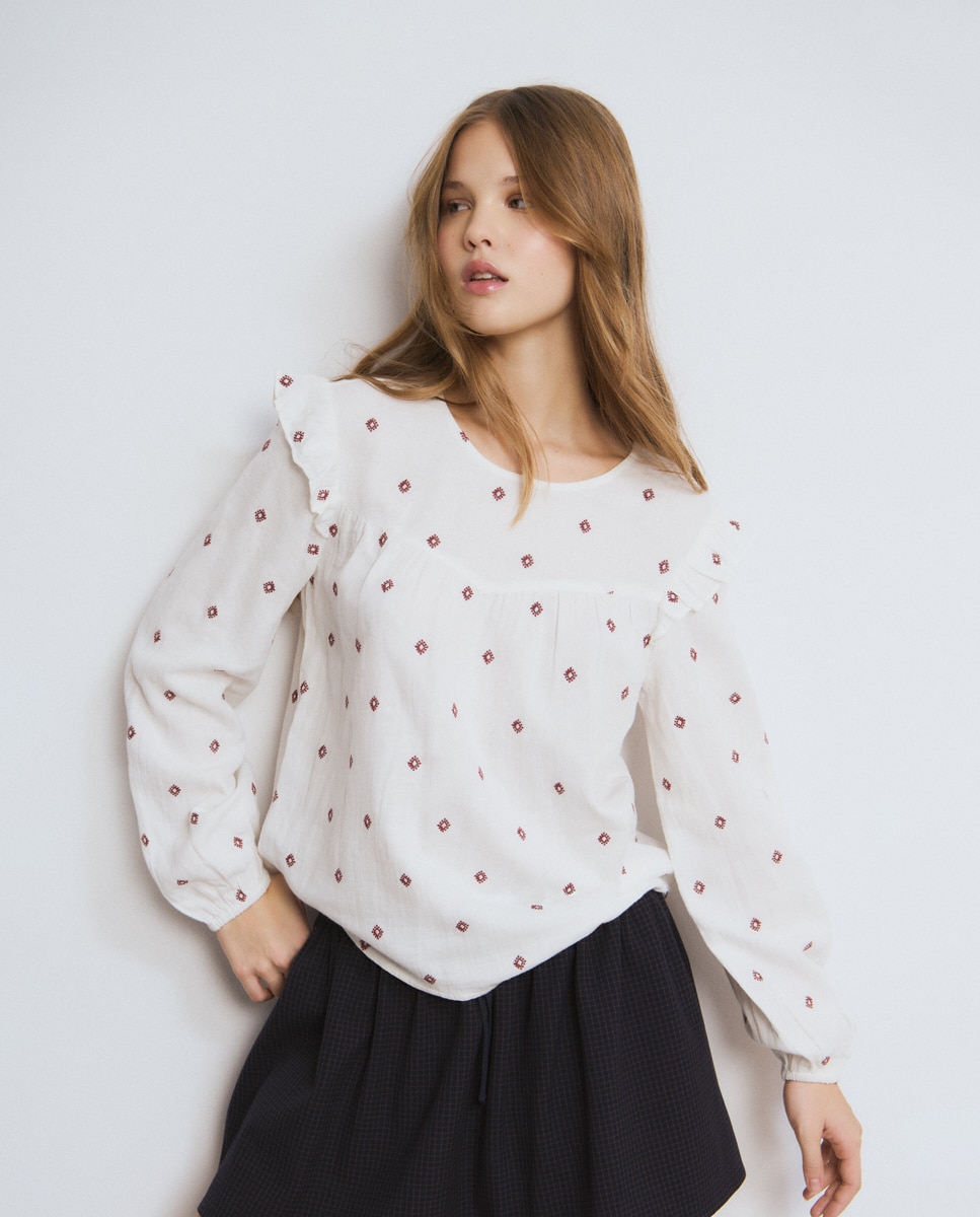 Blusa com Bordados Branco-1