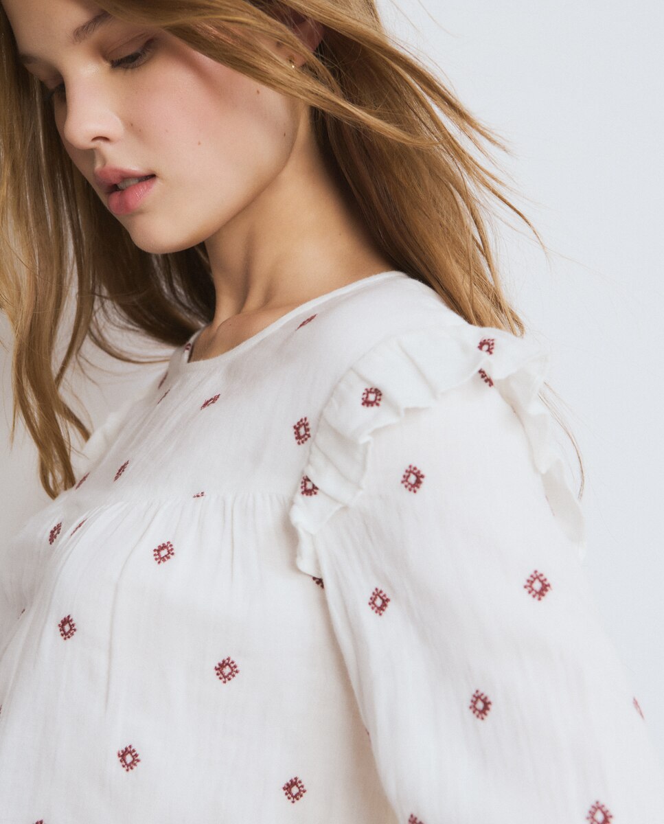 Blusa com Bordados Branco-4