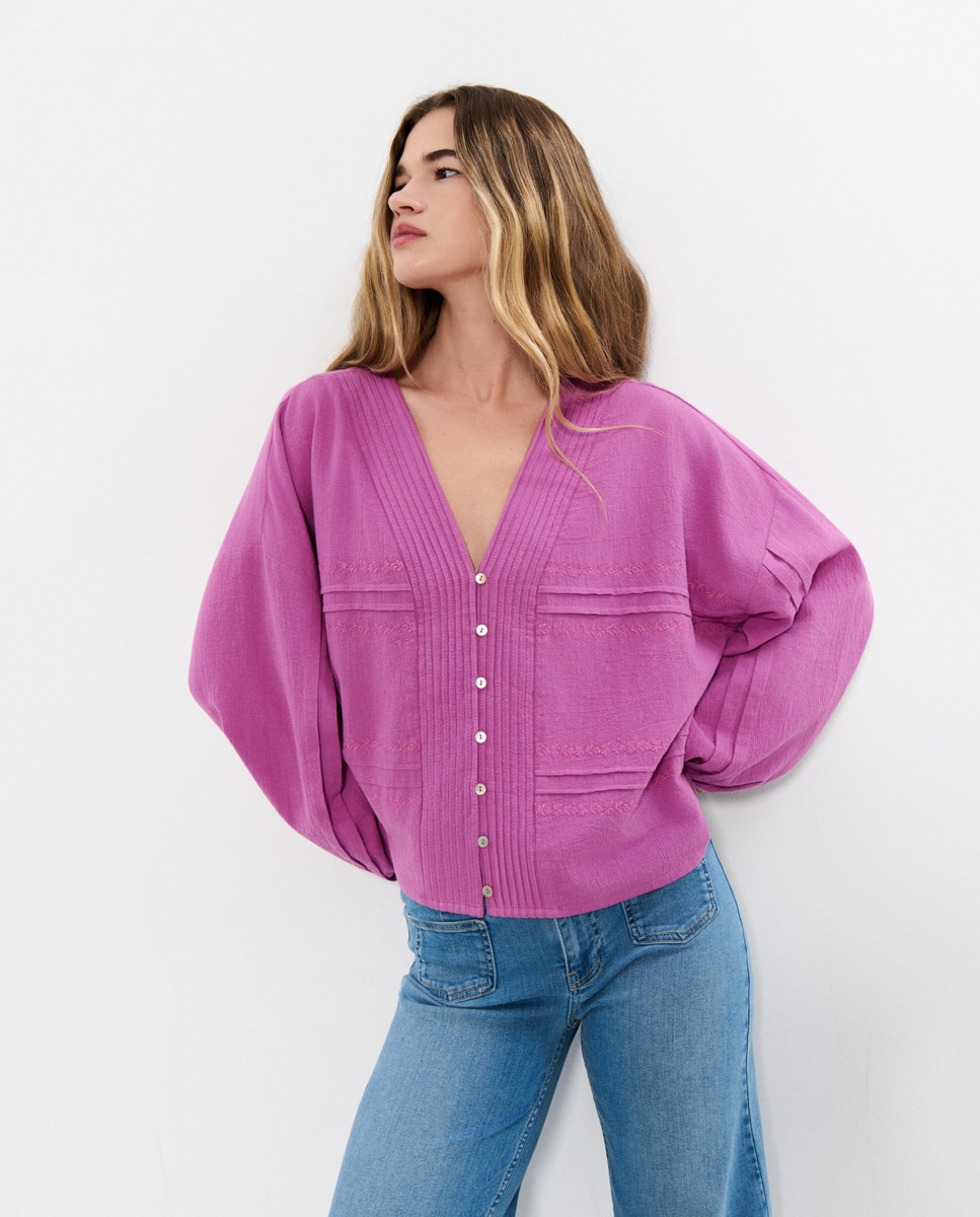 Imagem 0 de Blusa de Mangas Largas com Bordados