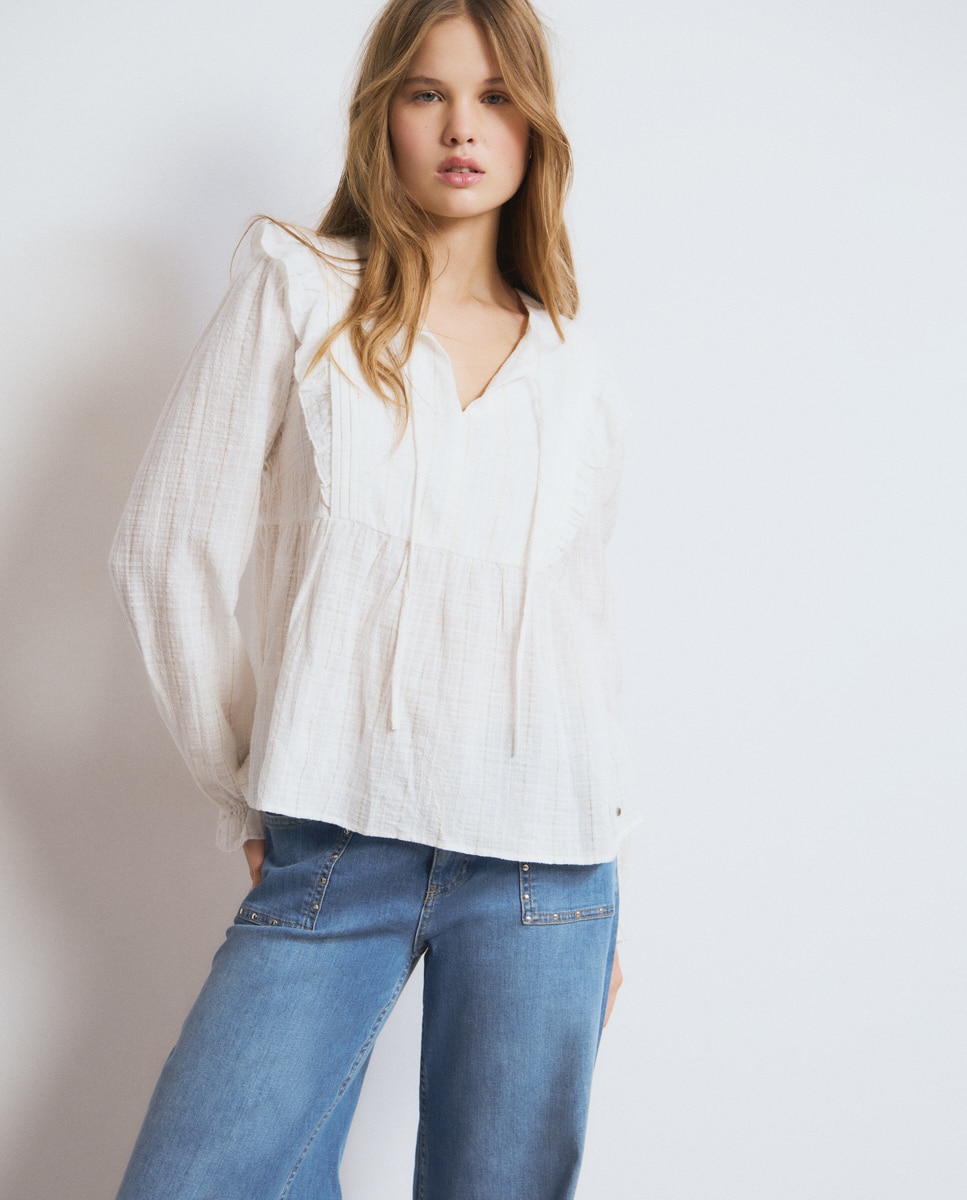 Blusa com Folhos e Lurex Branco-1