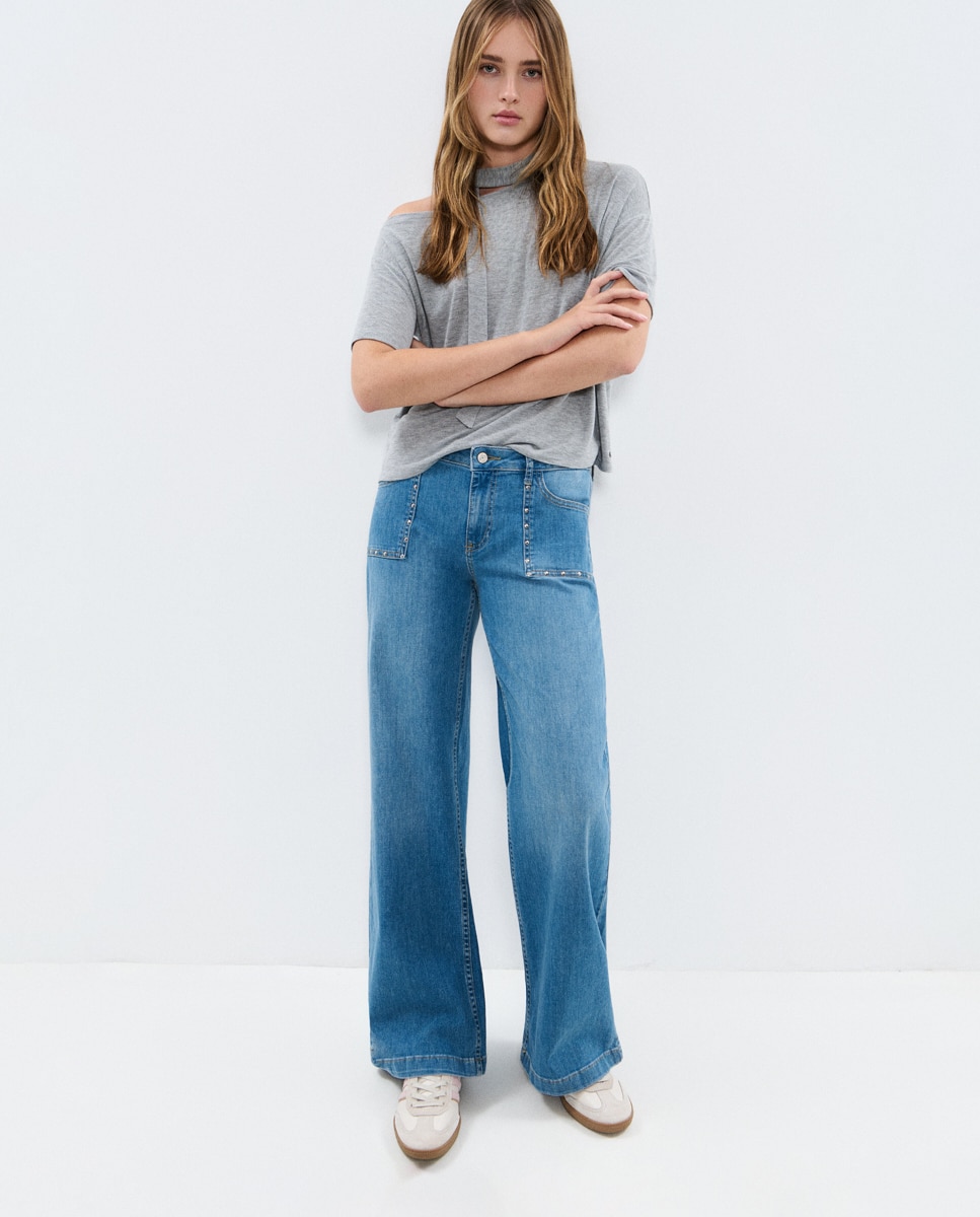 Jeans com Corte a Direito com Tachas Azul-2