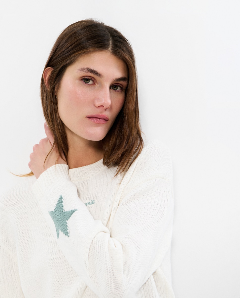 Camisola com Logo e Estrelas Cru-4