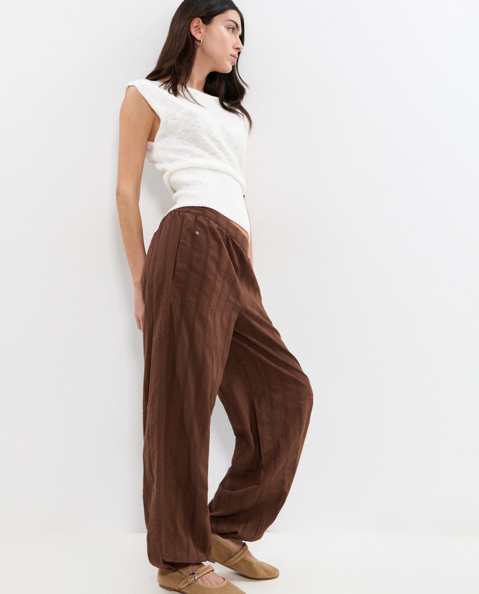 Calças Largas Tipo Bombazine Castanho-escuro-4