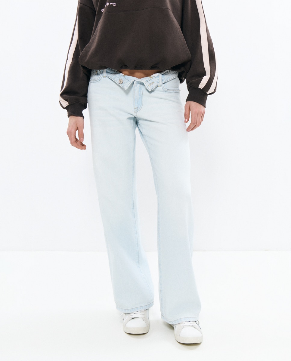 Jeans com Corte a Direito com Cintura Aberta Azul-claro-4