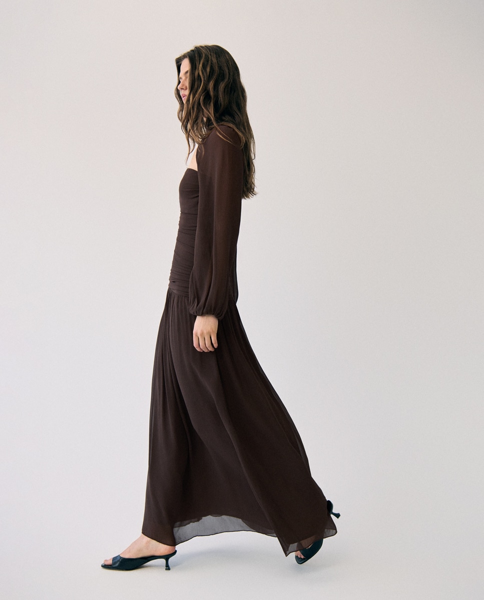 Vestido Comprido com Franzido Castanho-4