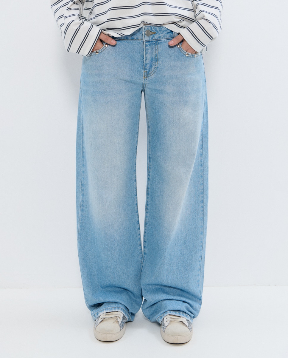 Jeans Largo com Asas e Tachas Azul-claro-3
