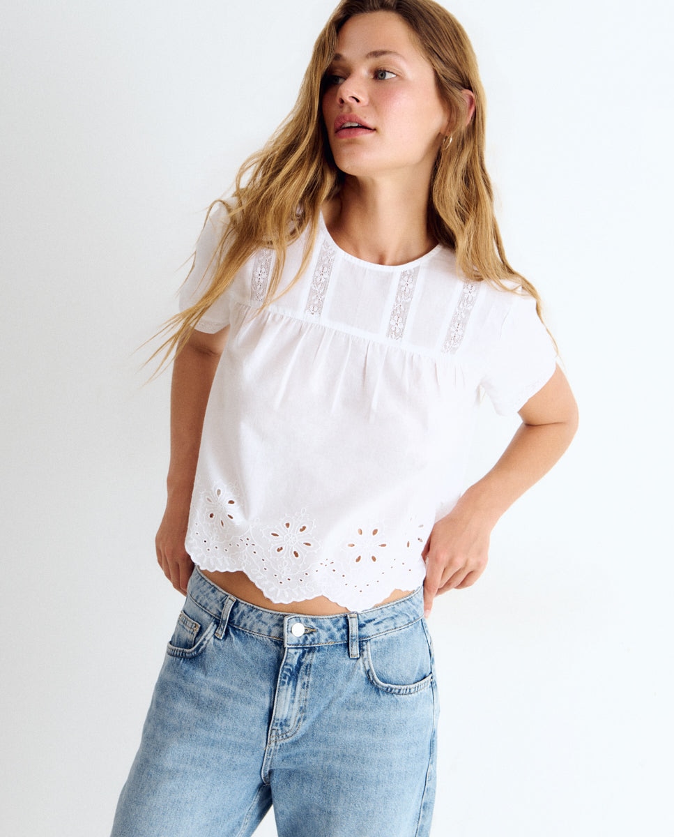 Blusa de Manga Curta com Detalhes Branco-2