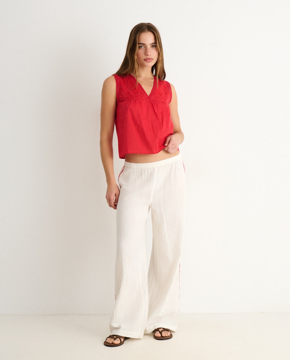 Blusa de Alças com Bordados Vermelho-3
